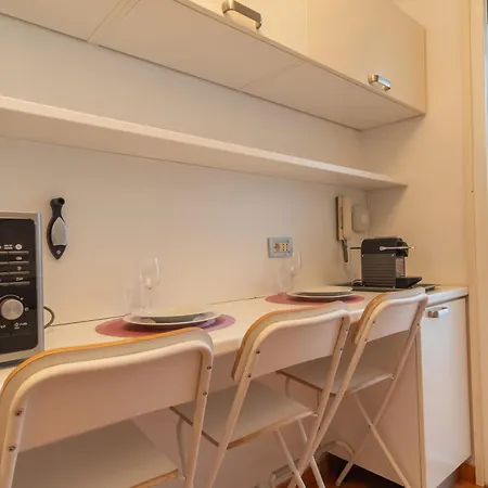 Attic With Terrace & Jacuzzi דירה