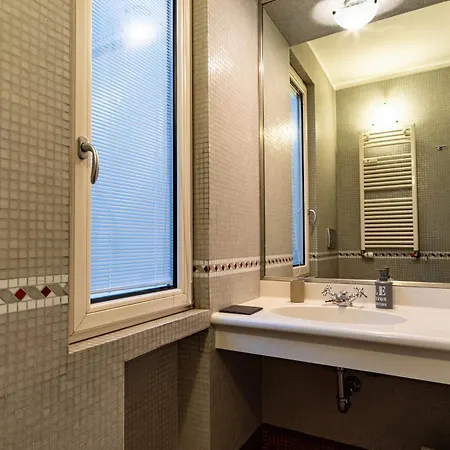 Attic With Terrace & Jacuzzi * רומא