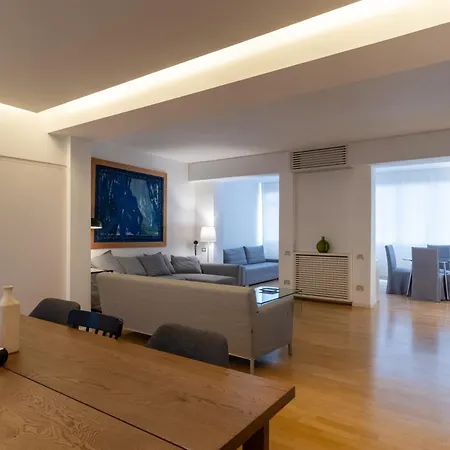 Attic With Terrace & Jacuzzi Apartment *