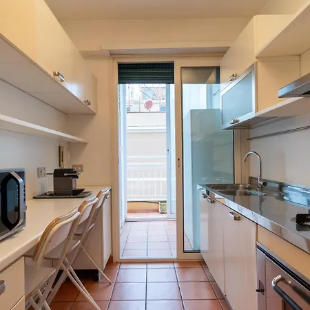 Attic With Terrace & Jacuzzi * Rom